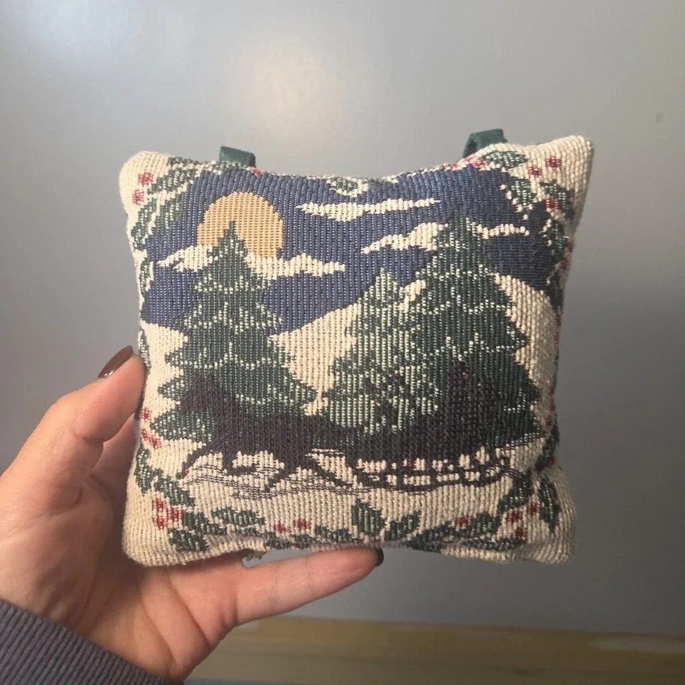 Mini Christmas Pillow Door Hanging Sleigh ride Horse Tapestry Winter Decoration